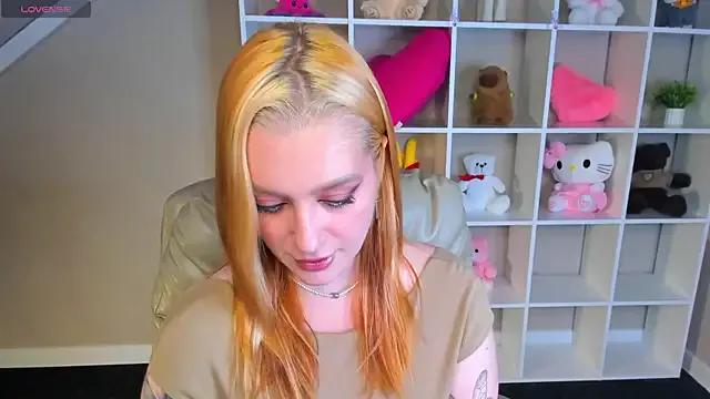 Vickie_Nelsson from StripChat is Freechat