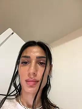 VickyM99 from StripChat is Freechat