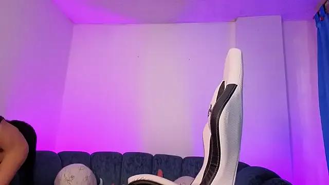 Violet_Jhonson from StripChat is Freechat