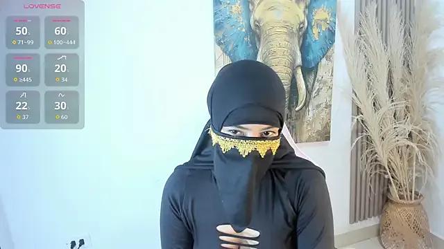 Violet_malkova from StripChat is Freechat