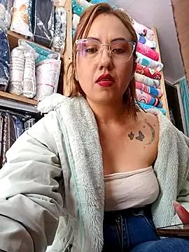 Try girls webcam shows. Sweet cute Free Performers.