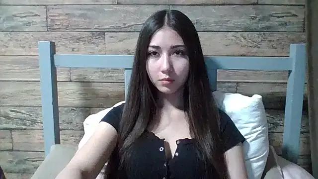 Virginia_Hicks from StripChat is Freechat