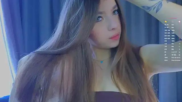 VirginiaHouston from StripChat is Freechat