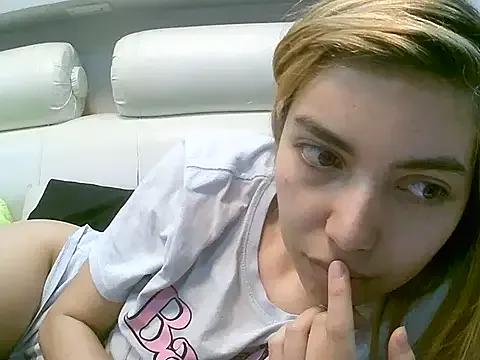 VittoriaTaylor from StripChat