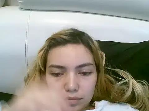 VittoriaTaylor from StripChat