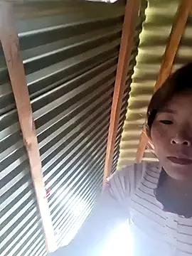 vivi_cute from StripChat is Freechat