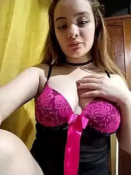 WanOn3Fanny from StripChat is Freechat