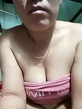 Wet20x from StripChat is Freechat