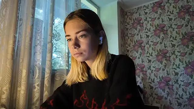 Try girls webcam shows. Sweet cute Free Performers.