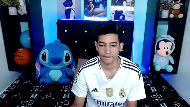 X_oliver_x from StripChat
