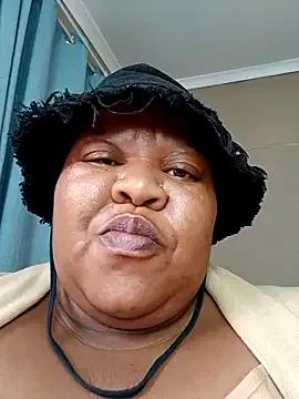 XCHOCOLOVEBBW69 from StripChat is Freechat