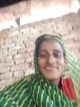 Xxx_suhana from StripChat is Freechat