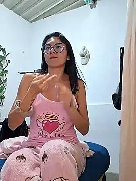 Yelena_11 from StripChat