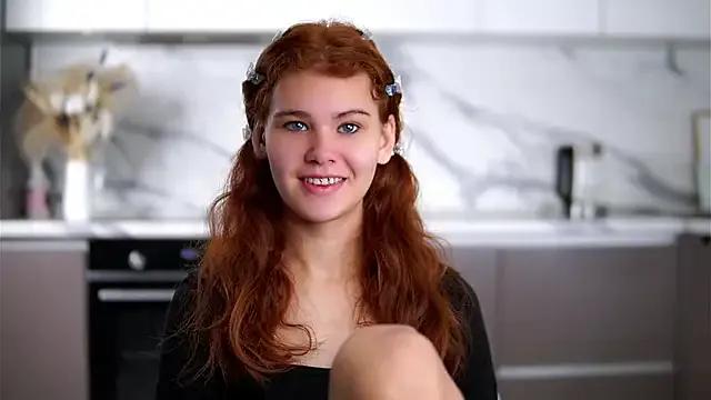 YettaCalabria from StripChat is Freechat