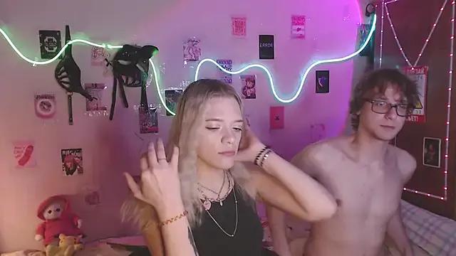 Try girls webcam shows. Sweet cute Free Performers.