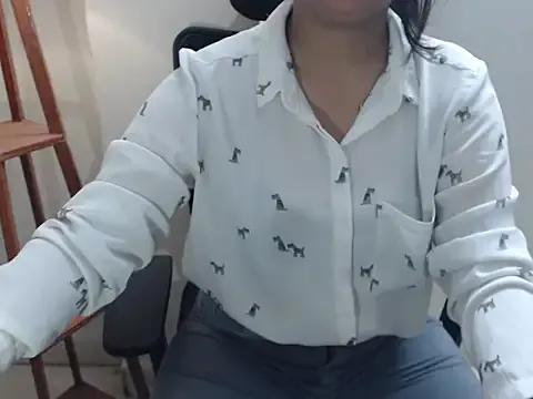 your_nikkii from StripChat is Freechat