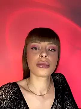 YourBabyBee from StripChat is Freechat