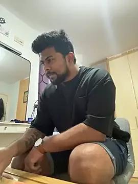 YOURCRAZYDADDY from StripChat is Freechat