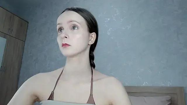 Yourplayfulspark from StripChat is Freechat