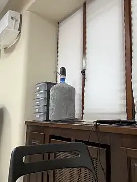 yourselenaa from StripChat is Freechat