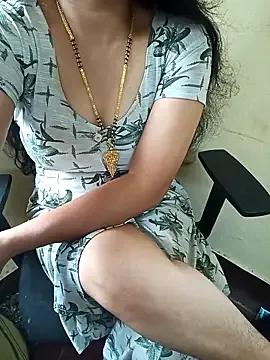 yourtamilgirl from StripChat is Freechat