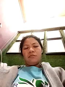 Yummymarie09 from StripChat is Freechat