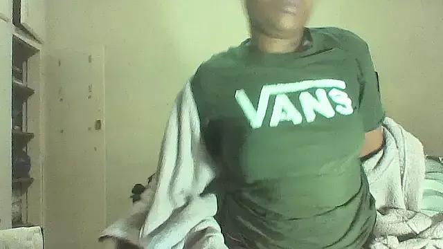 YummySyriaxoxo from StripChat is Freechat