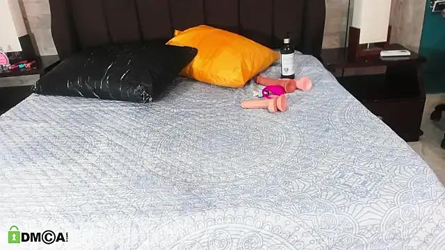 ZaritaLenon from StripChat