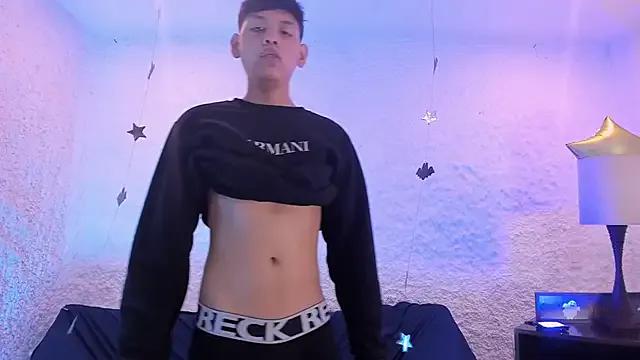 zeus_blaze from StripChat is Freechat