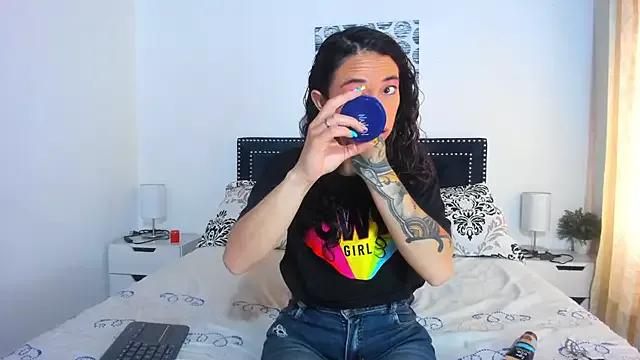 Try girls webcam shows. Sweet cute Free Performers.